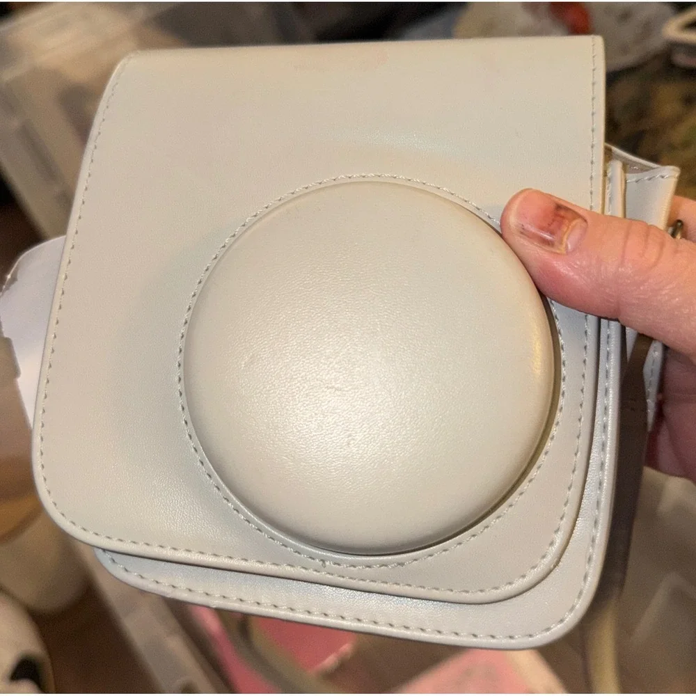 Fujifilm‎ Instax Mini 11 Camera Case Ice White Excellent Vegan Leather Strap